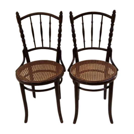Set of 2 antique J. Kohn thonet chairs with beautifull patina