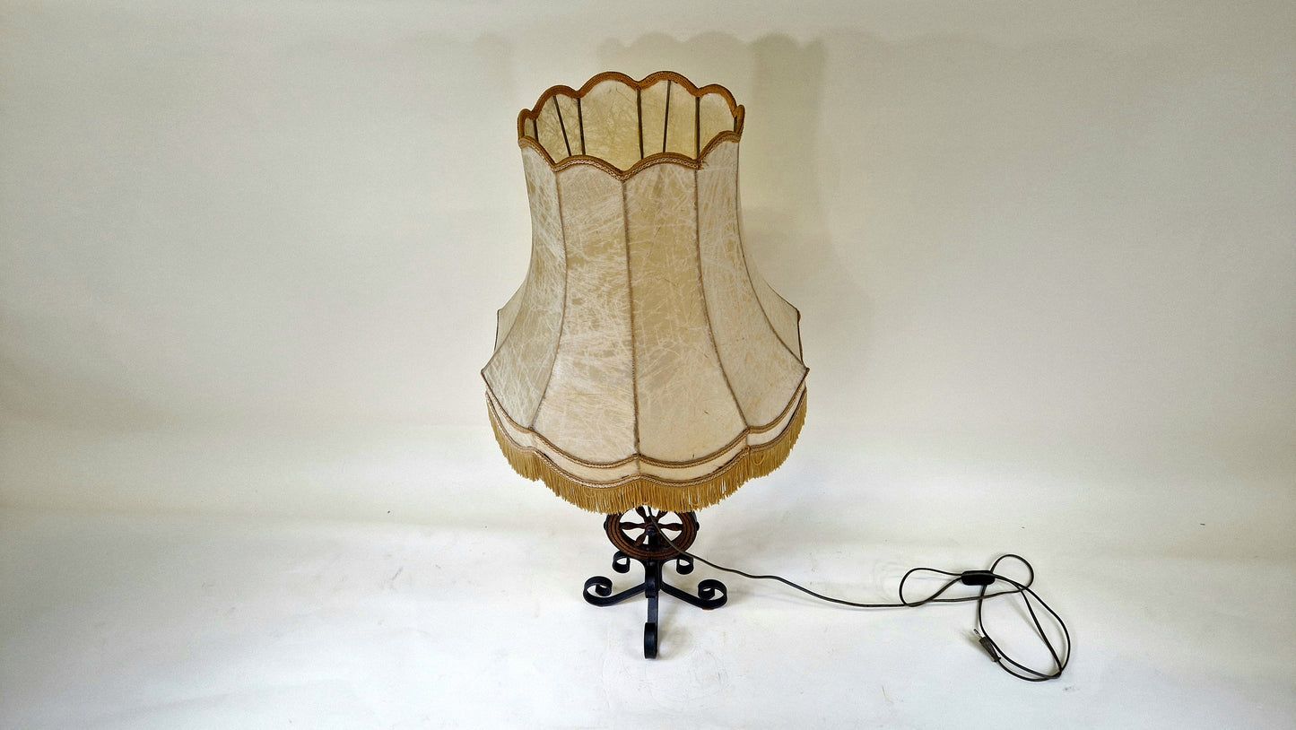Vintage French Table Lamp - Timeless Elegance from the 1940s/50s