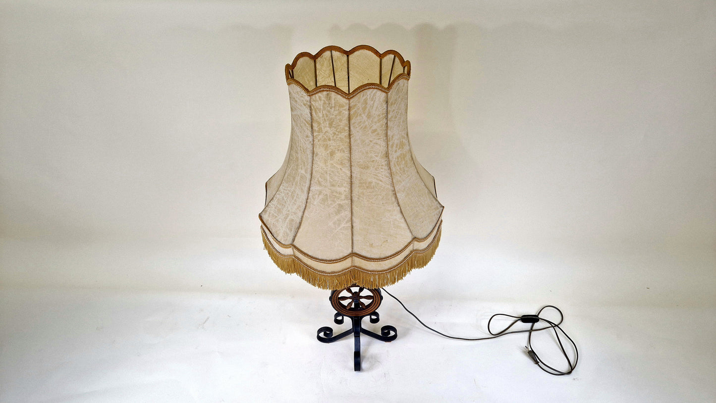 Vintage French Table Lamp - Timeless Elegance from the 1940s/50s