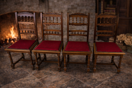 19e-eeuwse Franse renaissance gesneden eetkamerstoelen - set van 4 - Eikenhout - kasteelstoelen
